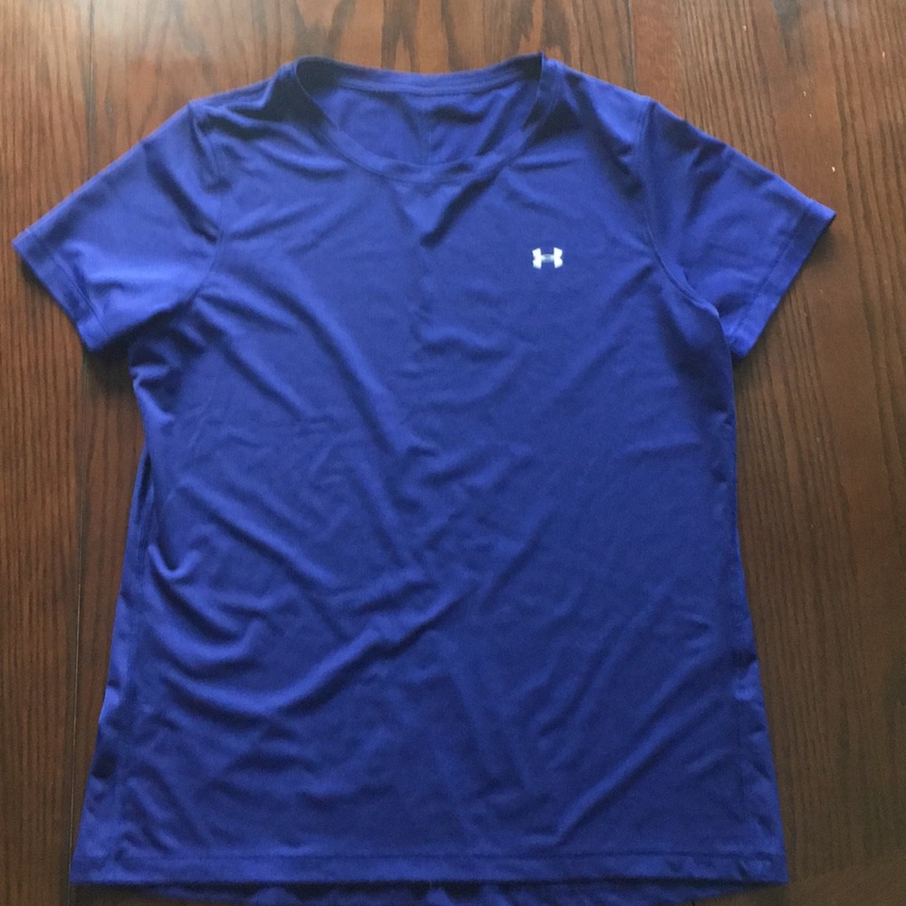 Under Amour t shirt
